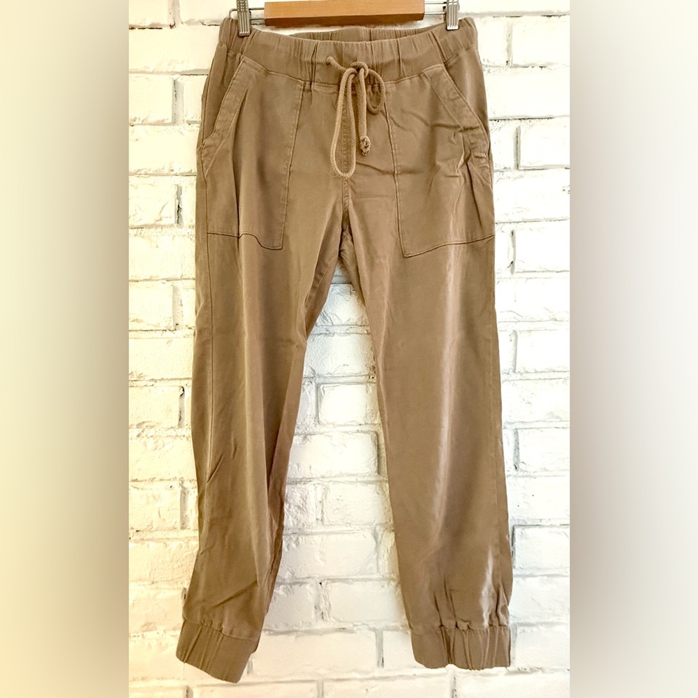 Women’s Tan Casual Drawstring Jogger Pants M